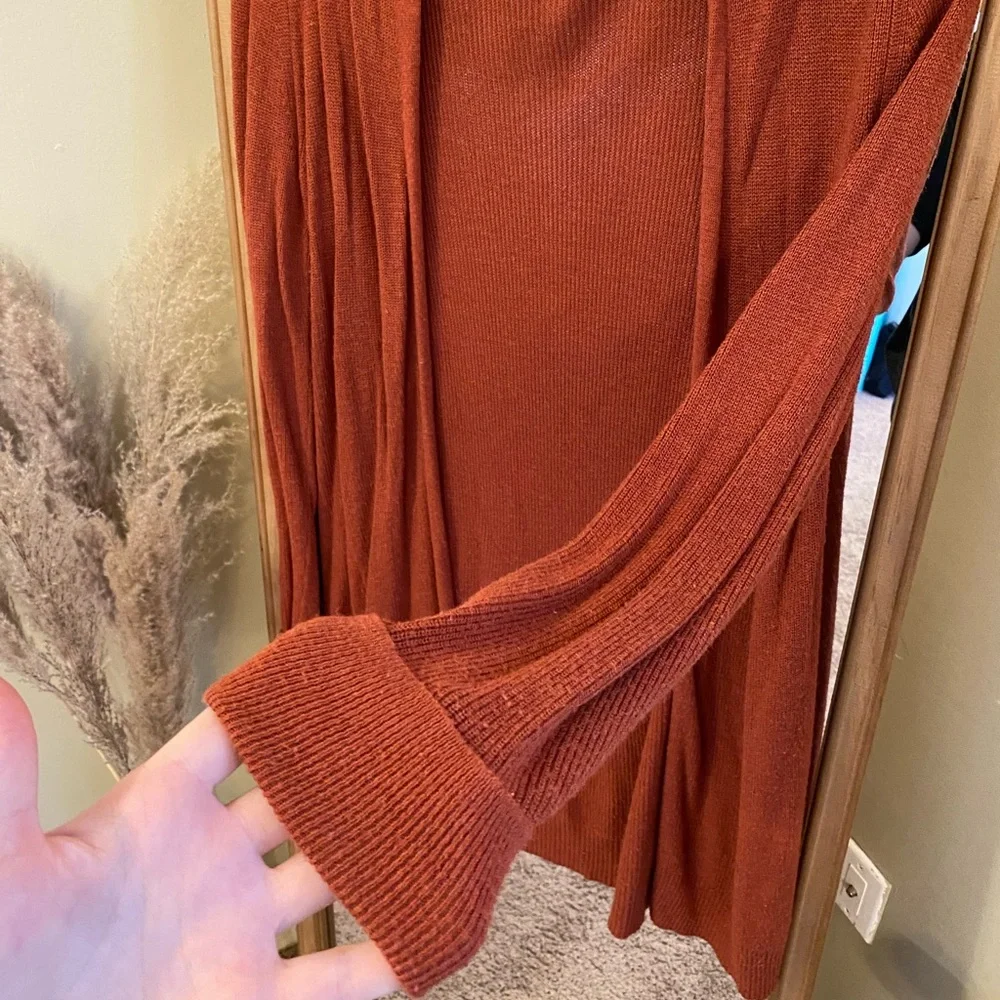 Rust Cardigan - Picture 3 of 4